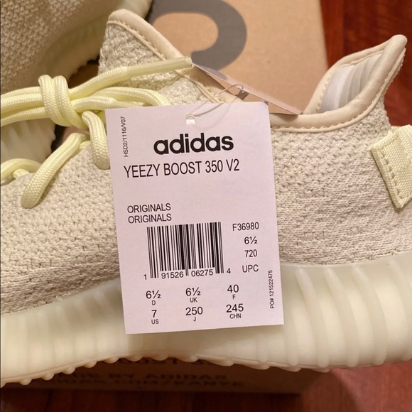 Yeezy Boost 350 v2 Butter NWT - Picture 9 of 10